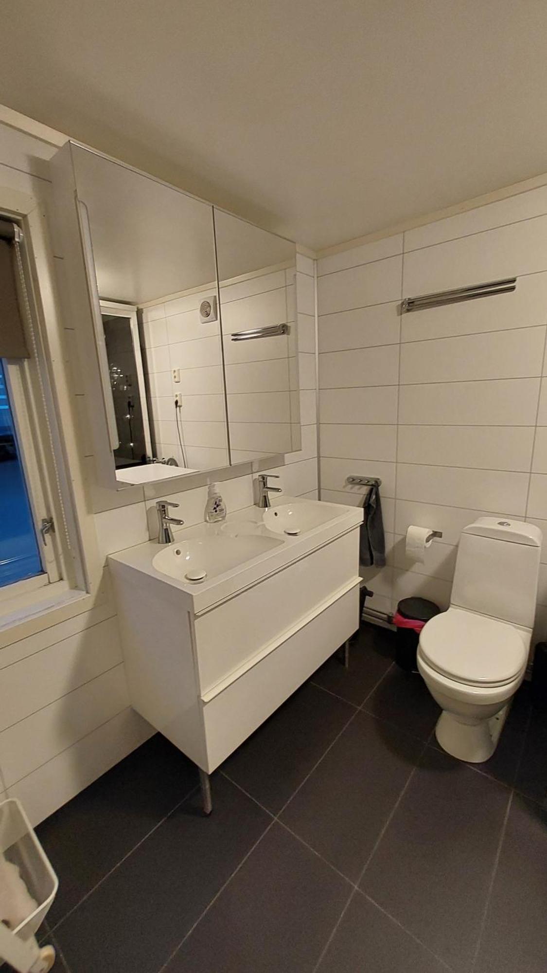 Lyngen Apartments Lyngseidet Екстериор снимка