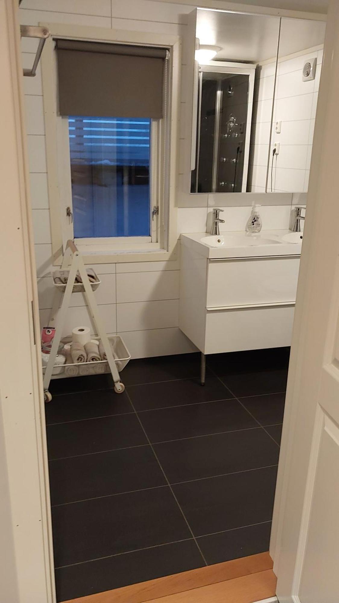 Lyngen Apartments Lyngseidet Екстериор снимка