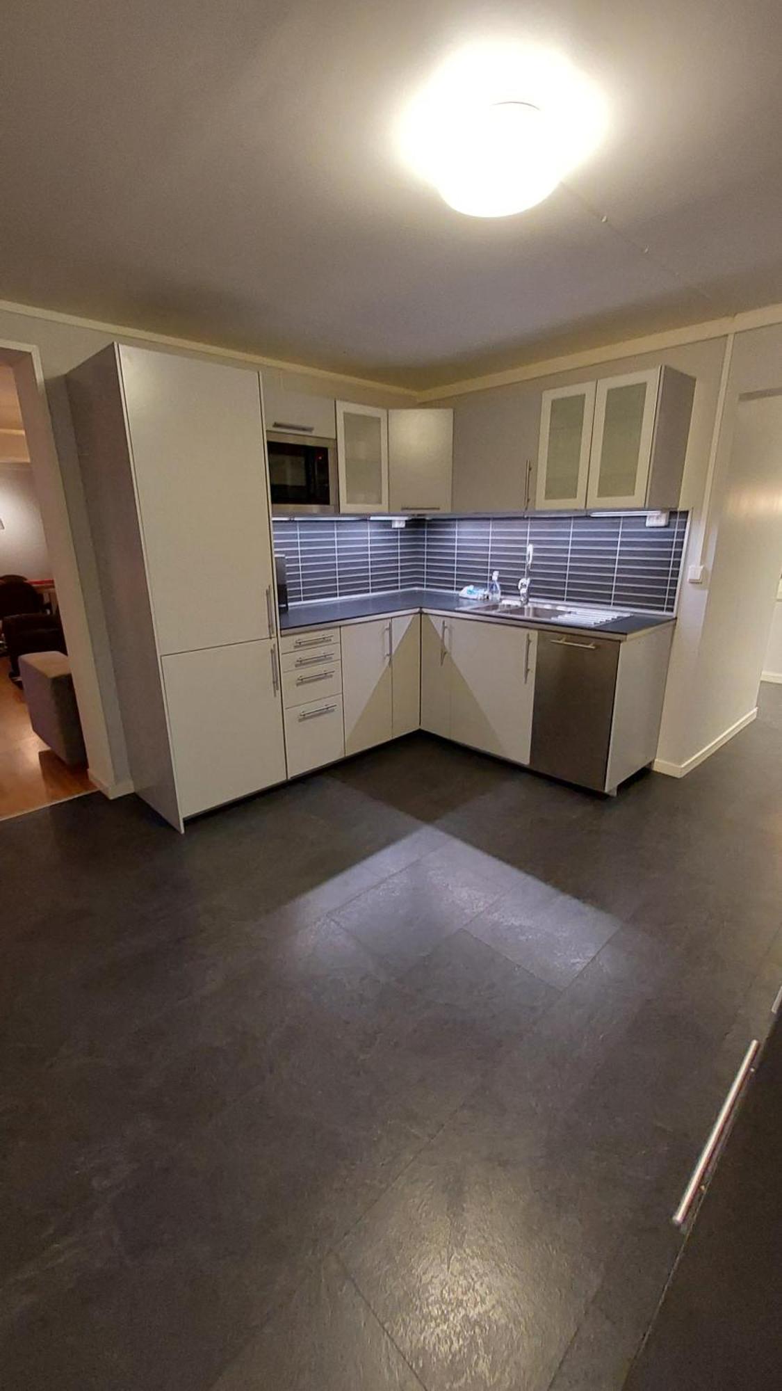Lyngen Apartments Lyngseidet Екстериор снимка